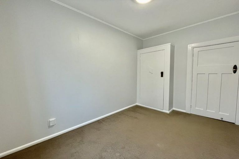 Photo of property in 73 Majoribanks Street, Mount Victoria, Wellington, 6011