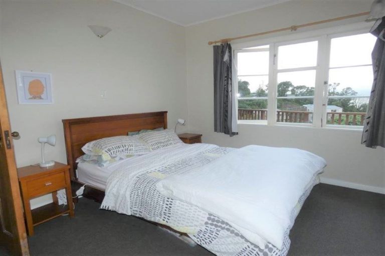 Photo of property in 43 Homebush Road, Khandallah, Wellington, 6035