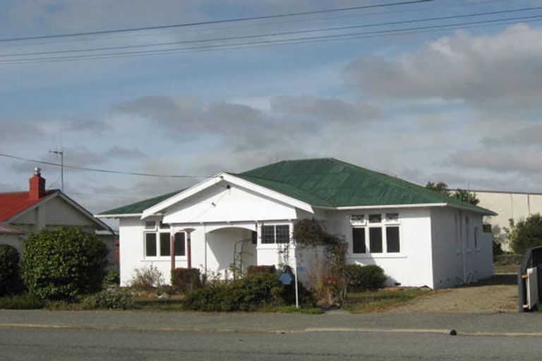 Photo of property in 3 Innes Street, Waimate, 7924