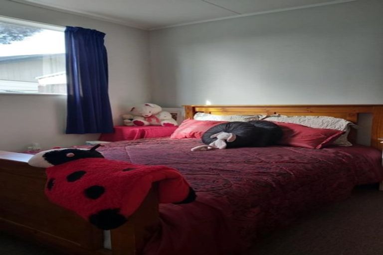 Photo of property in 12 Glasgow Street, Bell Block, New Plymouth, 4312