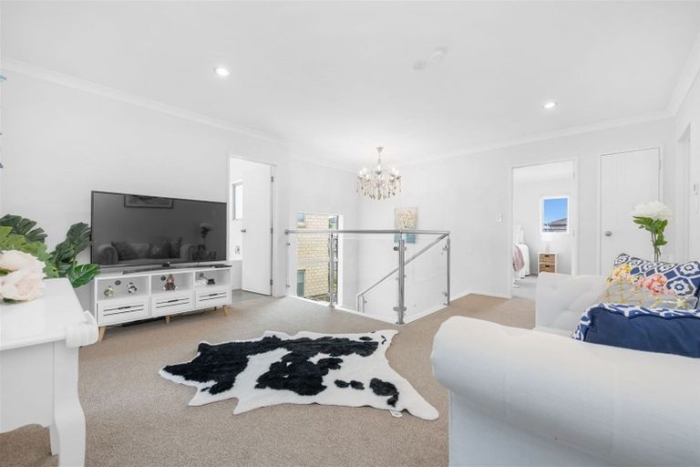 Photo of property in 9 Rohi Place, Flat Bush, Auckland, 2019