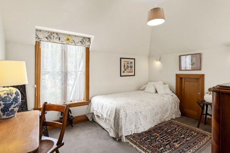 Photo of property in 12 Glenburn Place, Avonhead, Christchurch, 8042