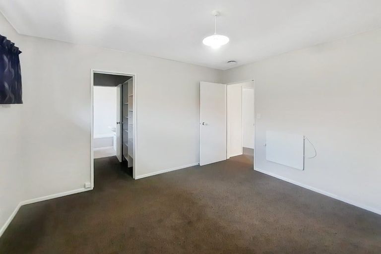 Photo of property in 1/174 Withells Road, Avonhead, Christchurch, 8042