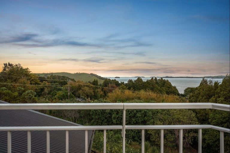 Photo of property in 181 Baddeleys Beach Road, Tawharanui Peninsula, Warkworth, 0986