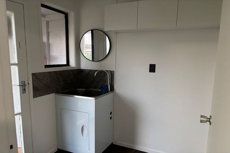 Photo of property in 5 Treviso Place, Clover Park, Auckland, 2023