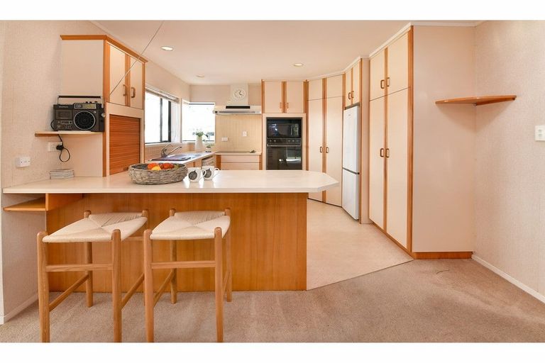 Photo of property in 6b Moenui Avenue, Orewa, 0931