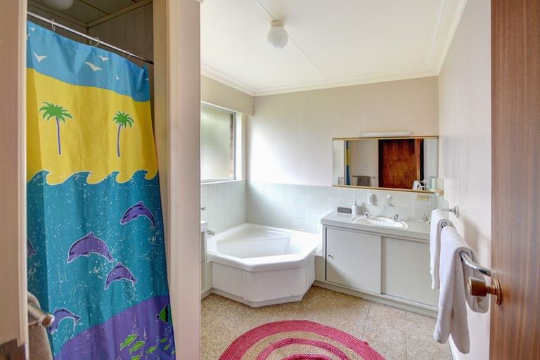 Photo of property in 50 Glendevon Place, Vauxhall, Dunedin, 9013