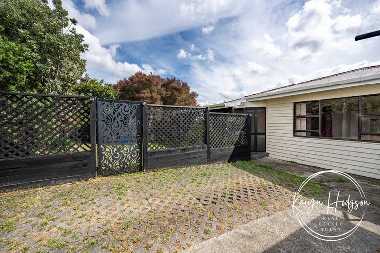 Photo of property in 109 Hurndall Street East, Maungaturoto, 0520