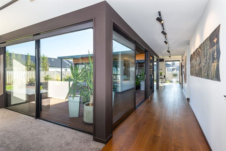 Photo of property in 16 Ardrossan Way, Tai Tapu, 7672