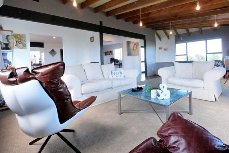 Photo of property in 5 Marine Parade, Carters Beach, Westport, 7825