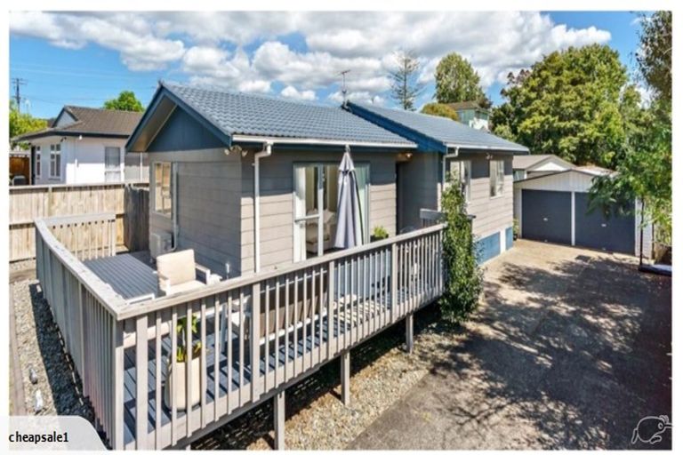 Photo of property in 5 Scarlet Drive, Ranui, Auckland, 0612