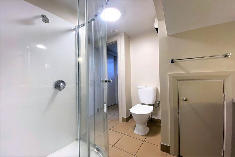 Photo of property in 49 Cambridge Terrace, Christchurch Central, Christchurch, 8013