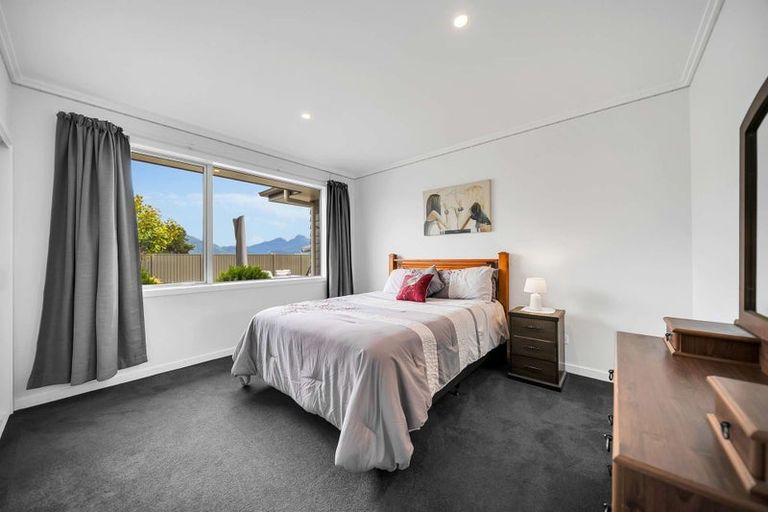 Photo of property in 81 Orbell Crescent, Te Anau, 9679