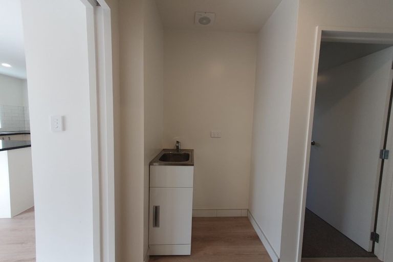 Photo of property in 12 Grandifolia Road, Takanini, 2110