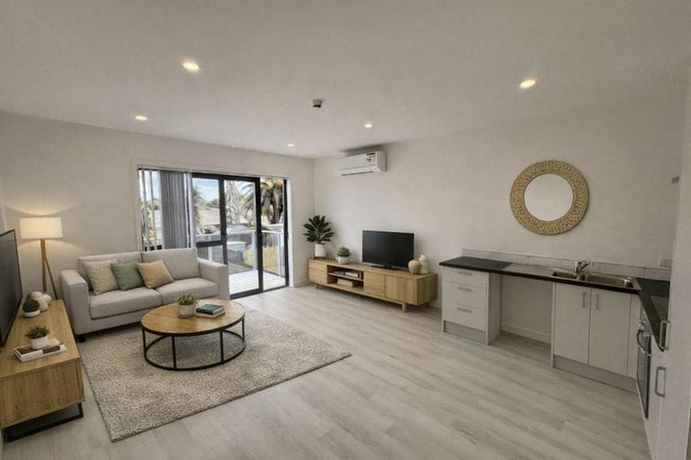 Photo of property in 8/21 Lupton Road, Manurewa, Auckland, 2102