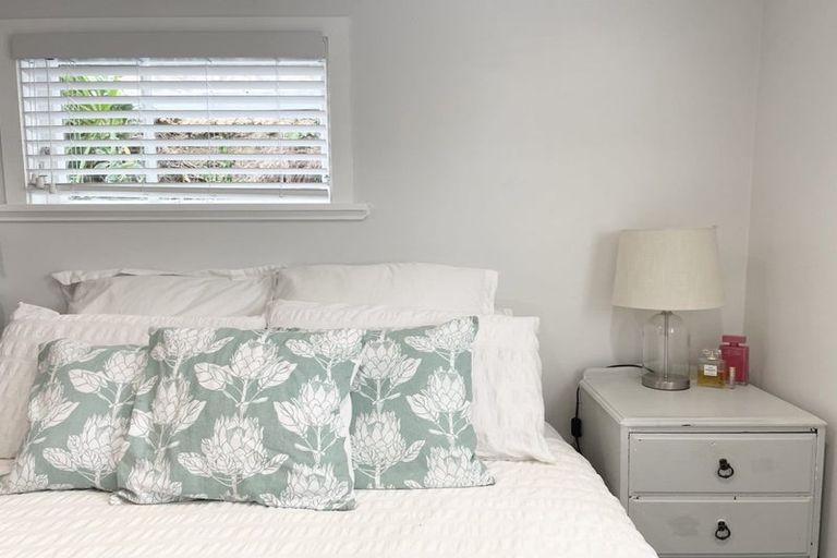 Photo of property in 77b Airlie Road, Plimmerton, Porirua, 5026