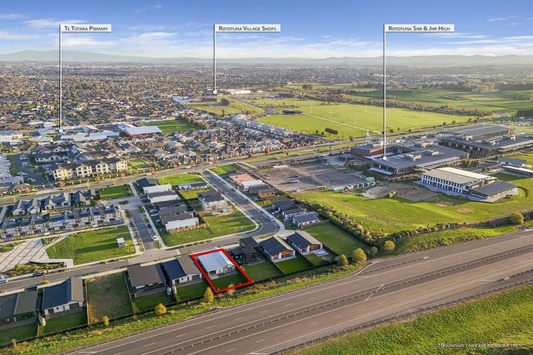 Photo of property in 31 Overton Street, Rototuna North, 3210