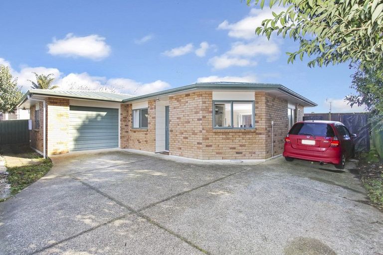 Photo of property in 13 Hooper Avenue, Pukekohe, 2120