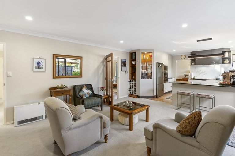 Photo of property in 14 Lansell Drive, East Tamaki Heights, Auckland, 2016