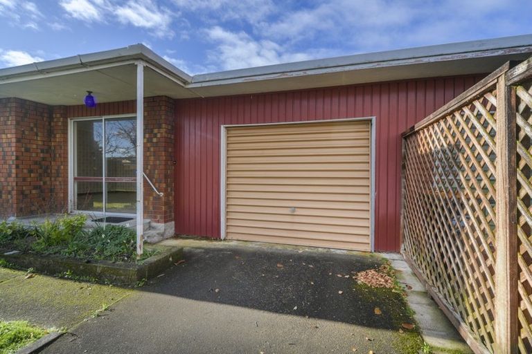 Photo of property in 11 Drury Street, Cloverlea, Palmerston North, 4412