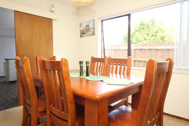 Photo of property in 158 Sturges Road, Henderson, Auckland, 0612