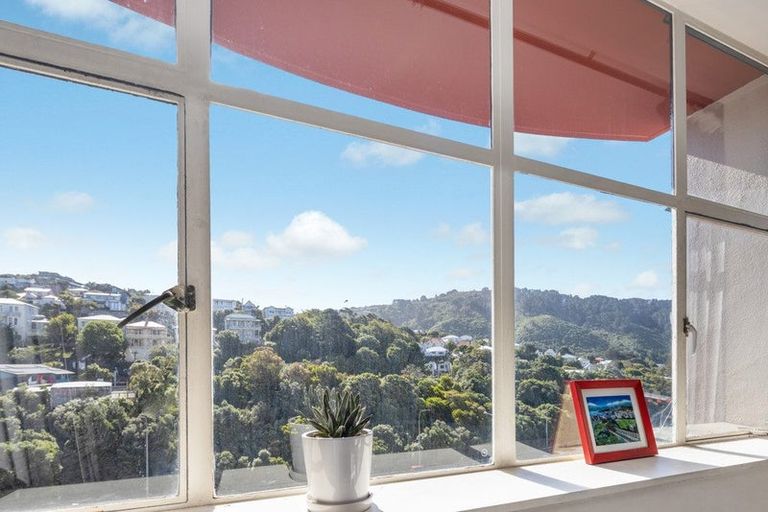 Photo of property in Terrace Garden Apartments, 8a/120 The Terrace, Wellington Central, Wellington, 6011