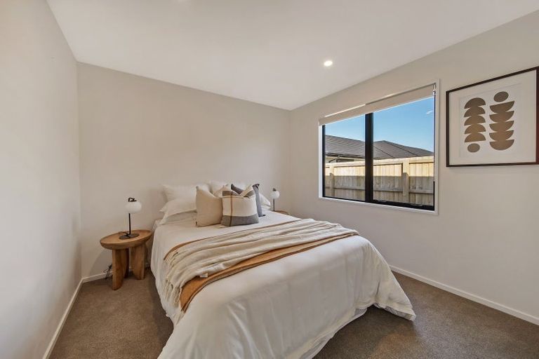 Photo of property in 5 Llew Summers Street, Belfast, Christchurch, 8051