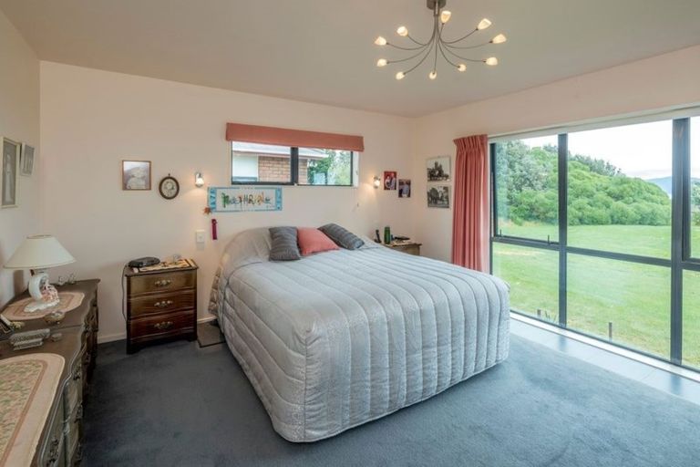 Photo of property in 276 Te Hapua Road, Te Horo, Otaki, 5581