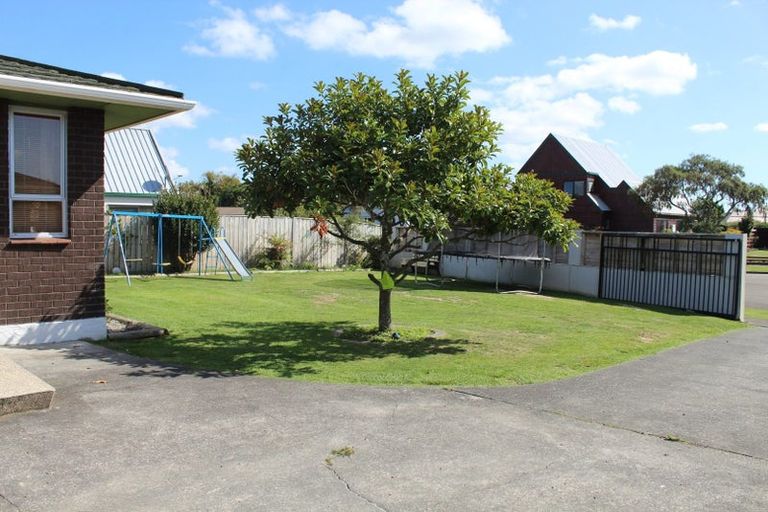 Photo of property in 7 Denver Place, Milson, Palmerston North, 4414
