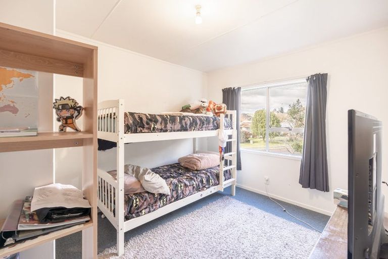 Photo of property in 19 Tawavale Street, Pukehangi, Rotorua, 3015