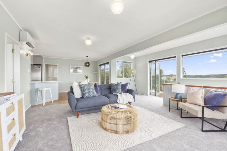 Photo of property in 9 Everard Avenue, Army Bay, Whangaparaoa, 0930