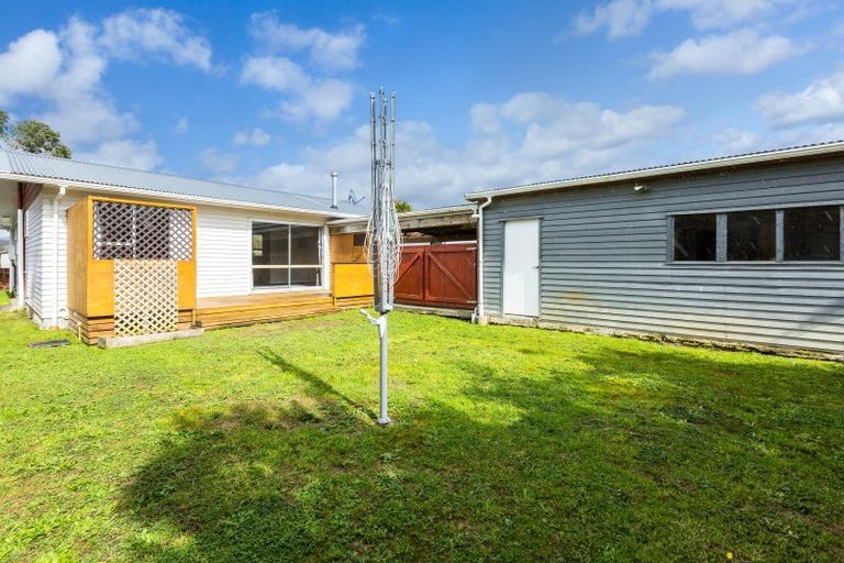 Photo of property in 14 Wimbledon Grove, Wainuiomata, Lower Hutt, 5014