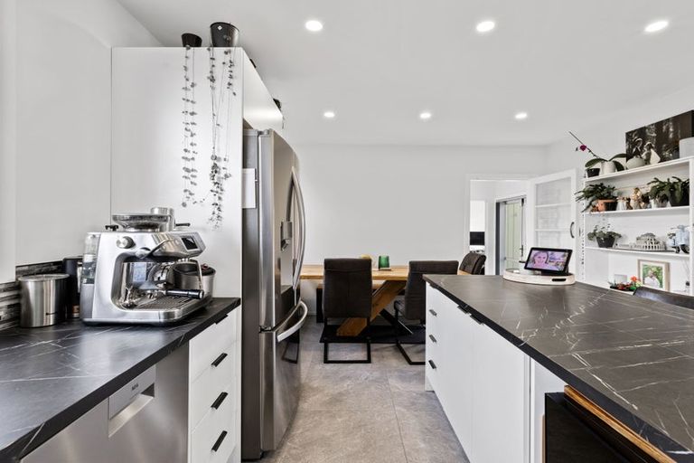 Photo of property in 1/86 Amyes Road, Hornby, Christchurch, 8042