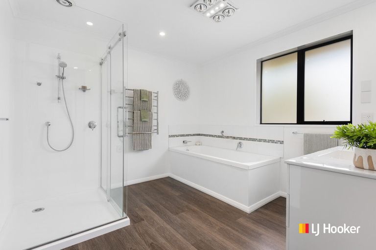 Photo of property in 30 Mcfadden Drive, Mosgiel, 9024