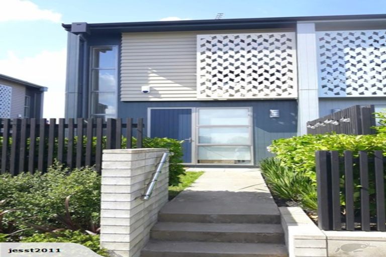 Photo of property in 25 Rangihina Road, Hobsonville, Auckland, 0616