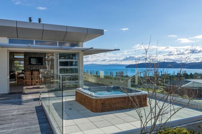 Photo of property in 10 Kittyhawk Drive, Kinloch, Taupo, 3377