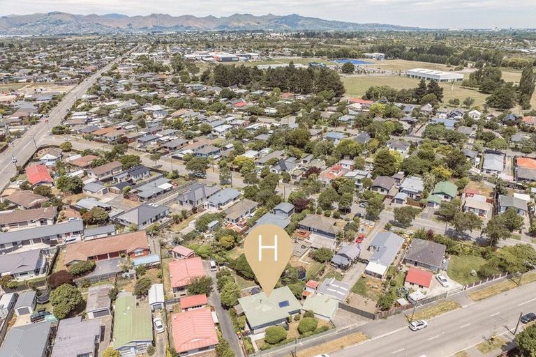 Photo of property in 193 Beach Road, North New Brighton, Christchurch, 8083