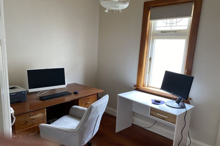 Photo of property in 1 Para Street, Miramar, Wellington, 6022