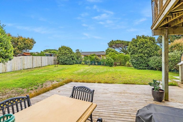 Photo of property in 279 Peka Peka Road, Peka Peka, Waikanae, 5391