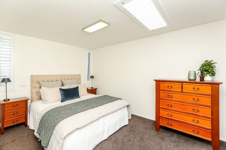 Photo of property in 118 Pendarves Street, New Plymouth, 4312