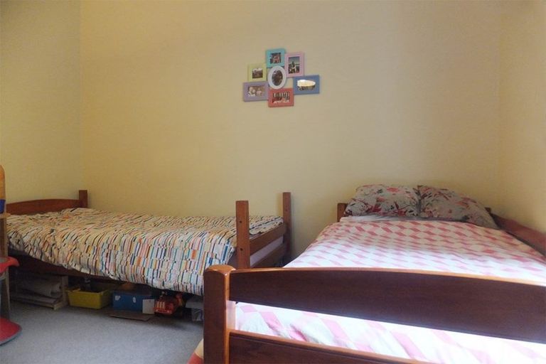 Photo of property in 60 Oxley Avenue, St Albans, Christchurch, 8014