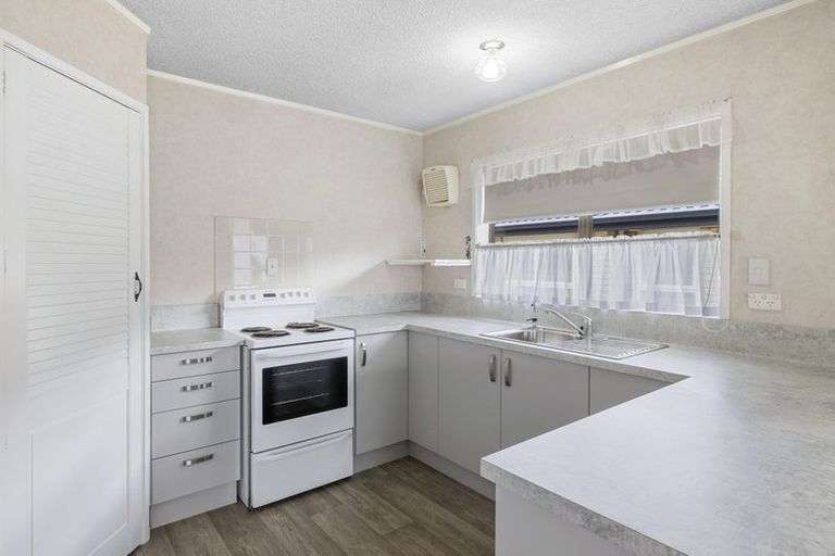 Photo of property in 26 Brown Street, Inglewood, 4330