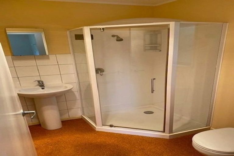 Photo of property in 6b Hillary Street, Tawa, Wellington, 5028