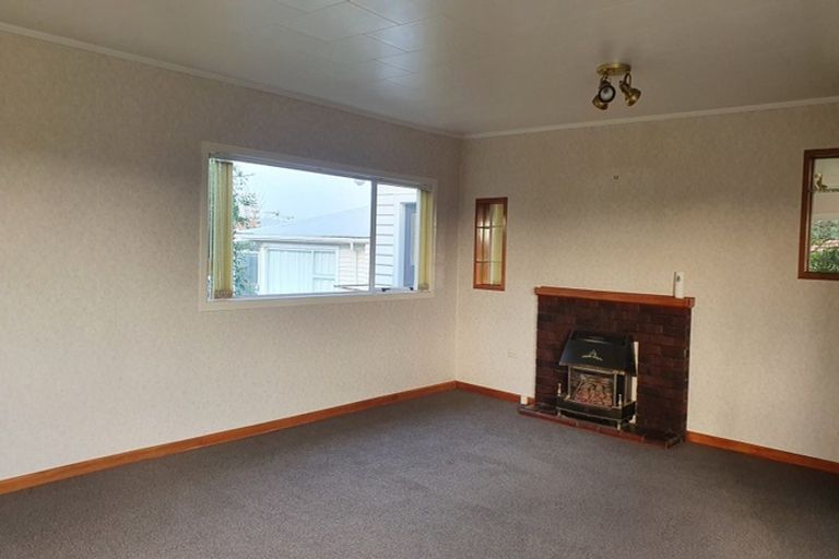 Photo of property in 21 Havelock Place, Blagdon, New Plymouth, 4310