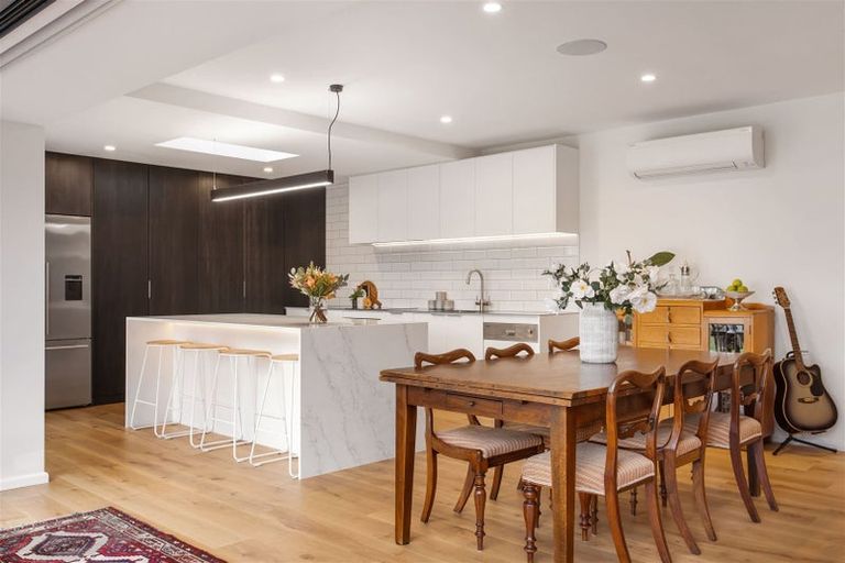 Photo of property in 20 Wairarapa Terrace, Merivale, Christchurch, 8014