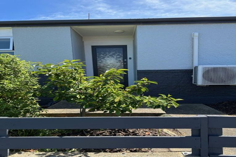 Photo of property in 182 Oxford Street, South Dunedin, Dunedin, 9012