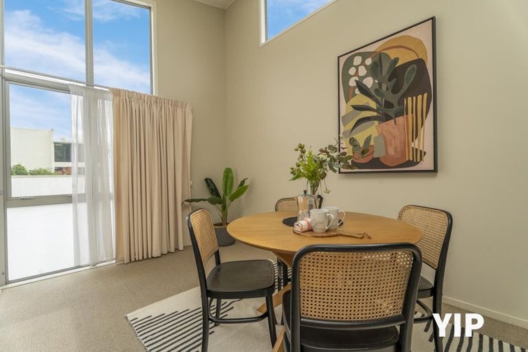 Photo of property in 5/9 Broderick Road, Johnsonville, Wellington, 6037