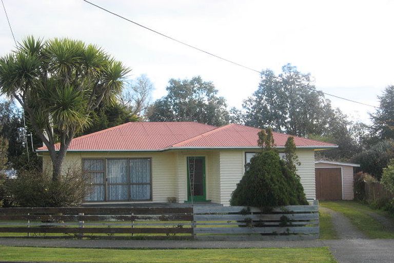 Photo of property in 88 Alexandra Street, Marton, 4710