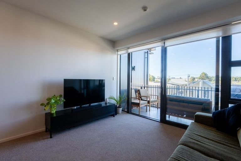 Photo of property in 209/38e Fraser Avenue, Northcote, Auckland, 0627