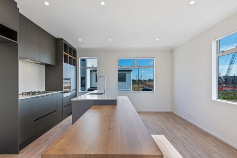 Photo of property in 22 Horo Road, Flat Bush, Auckland, 2019